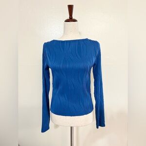 Long Sleeve Blue Textured Top
